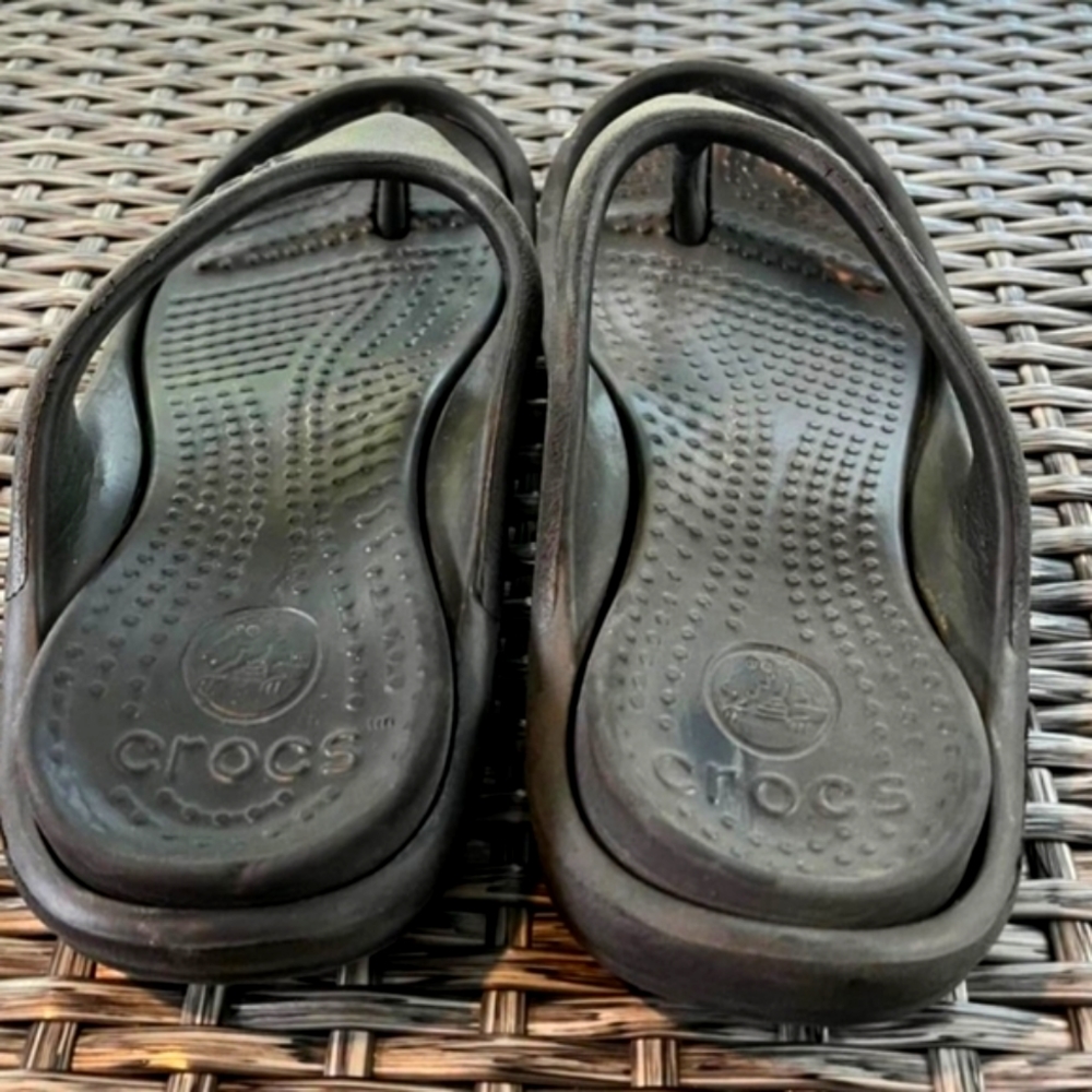 Crocs Flipflops - Picture 2 of 5